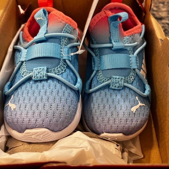 Toddler Puma Sneakers - Picture 1 of 4